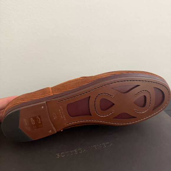BOTTEGA VENETA SUEDE LOAFERS SZ 40.5 - Picture 2 of 4